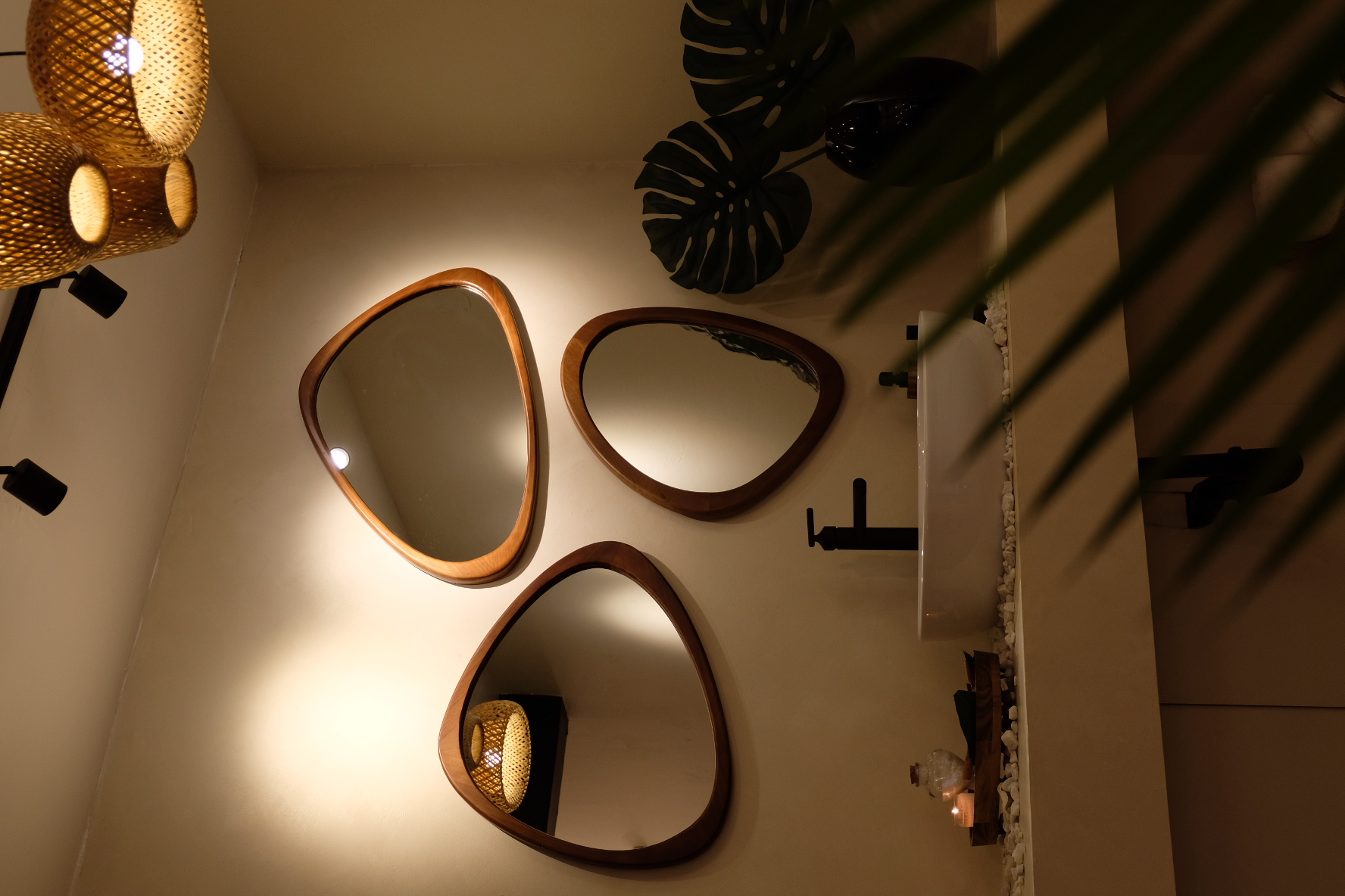 Must Have Nails studio